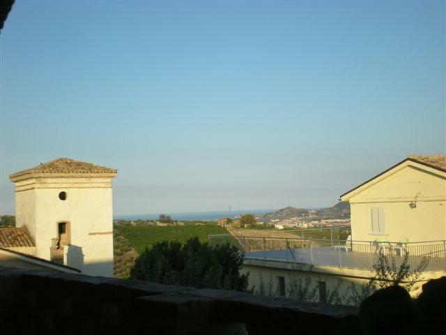 Agriturismo Torre Mannella - La Loggia 圣安杰洛城 外观 照片